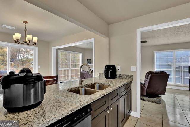 1230 Hampton Hill Court, Lawrenceville, GA 30044