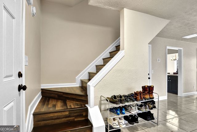 1230 Hampton Hill Court, Lawrenceville, GA 30044