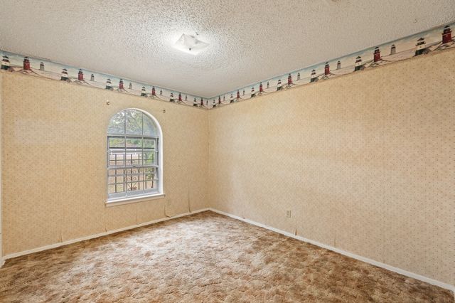 3016 E Renfro Street, Burleson, TX 76028