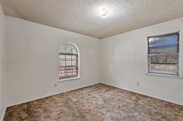 3016 E Renfro Street, Burleson, TX 76028