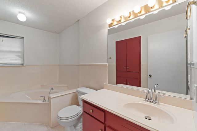 3016 E Renfro Street, Burleson, TX 76028