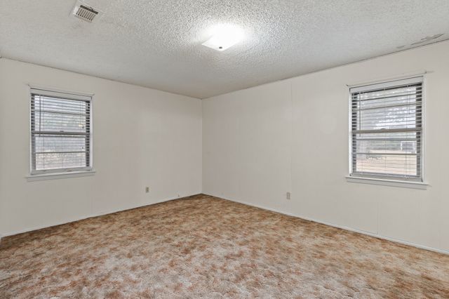 3016 E Renfro Street, Burleson, TX 76028