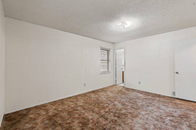 3016 E Renfro Street, Burleson, TX 76028