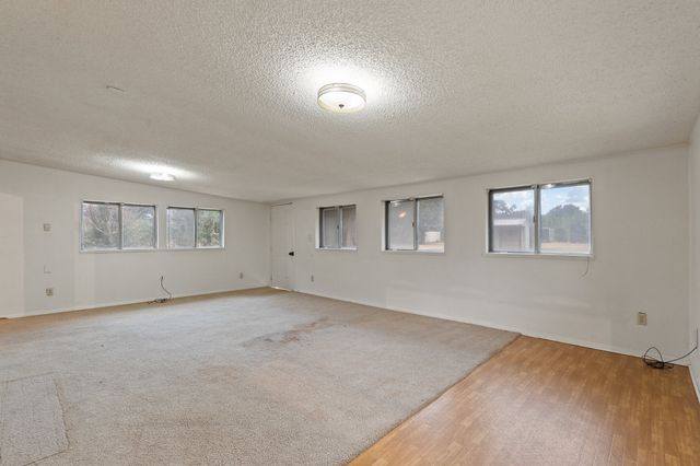3016 E Renfro Street, Burleson, TX 76028