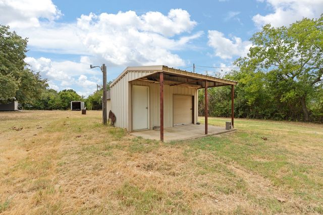 3016 E Renfro Street, Burleson, TX 76028