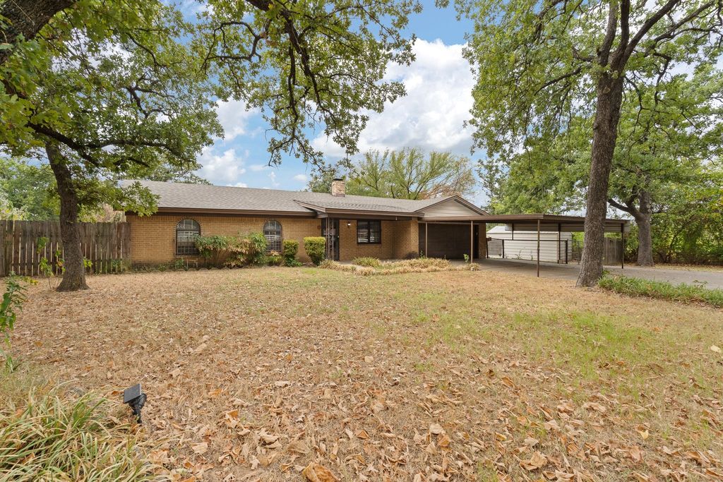 3016 E Renfro Street, Burleson, TX 76028 — photo 2