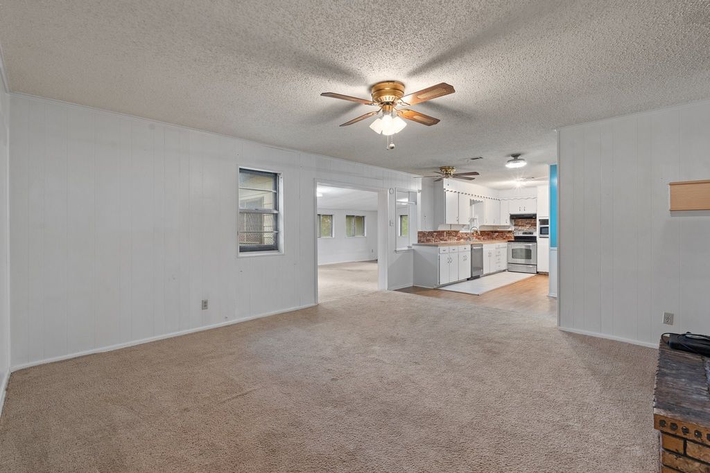 3016 E Renfro Street, Burleson, TX 76028 — photo 5