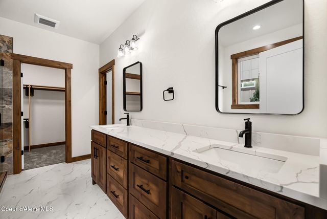 127 Backtrack RD, Sandpoint, ID 83864