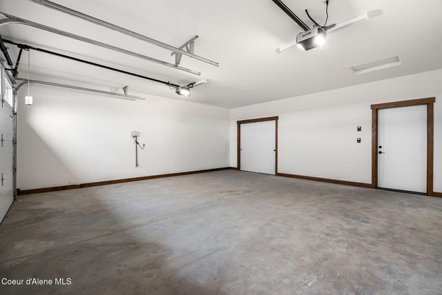 127 Backtrack RD, Sandpoint, ID 83864