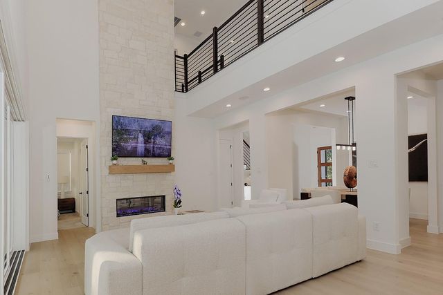 17819 S Blue Heron Circle, Montgomery, TX 77316