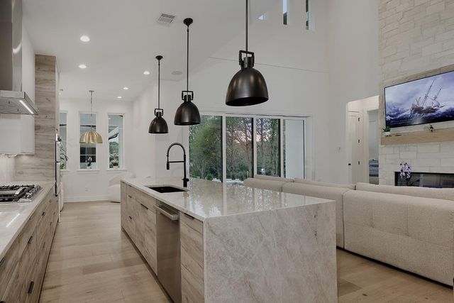 17819 S Blue Heron Circle, Montgomery, TX 77316