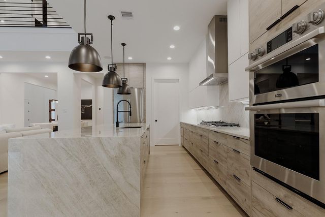 17819 S Blue Heron Circle, Montgomery, TX 77316