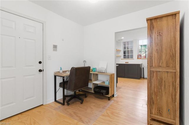 610 W Princess Anne Rd Apt B4, Norfolk, VA 23517