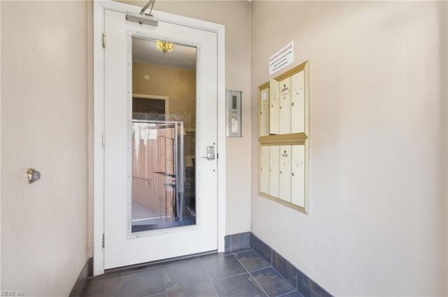 610 W Princess Anne Rd Apt B4, Norfolk, VA 23517