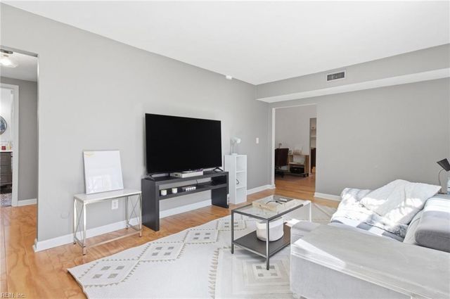 610 W Princess Anne Rd Apt B4, Norfolk, VA 23517