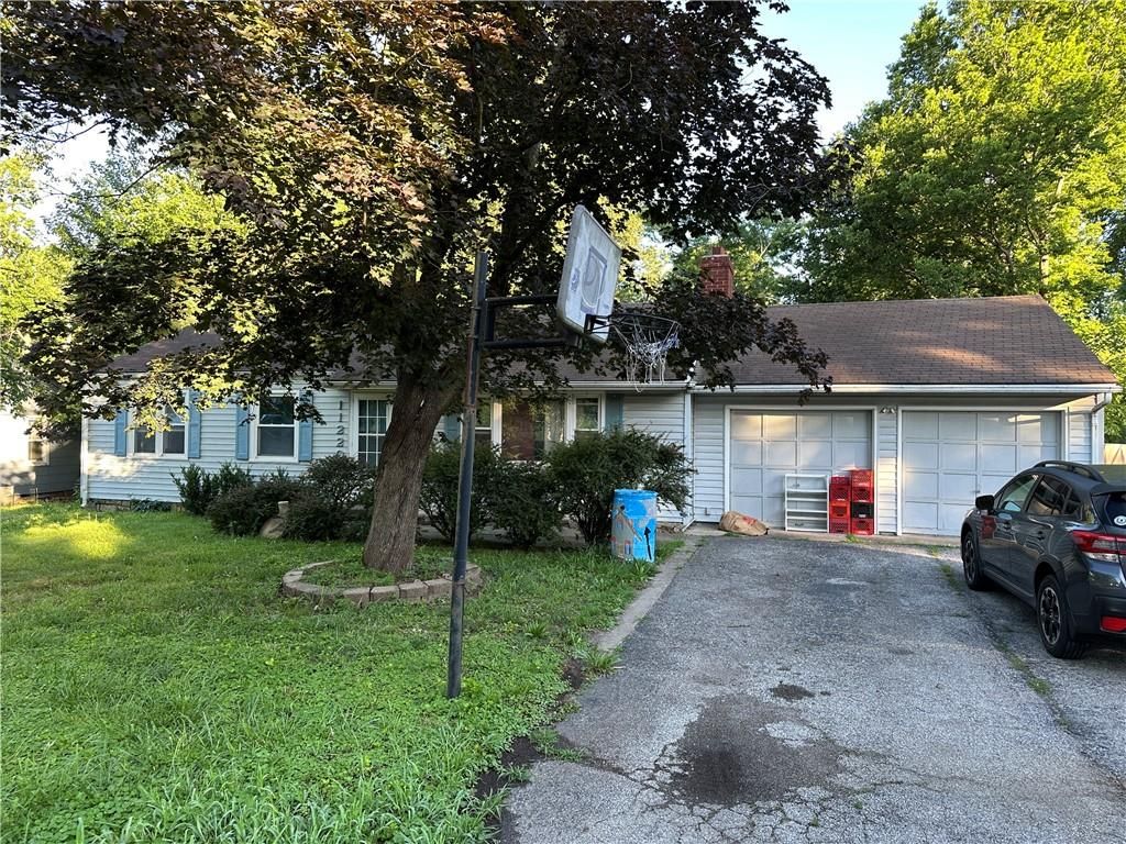 11220 W 54 Street, Shawnee, KS 66203