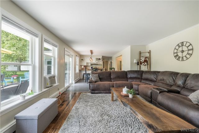 9001 Fairways Circle, Clarence, NY 14031