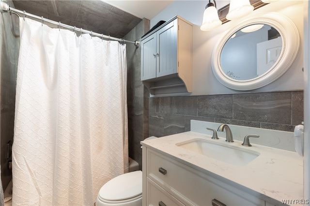 9001 Fairways Circle, Clarence, NY 14031