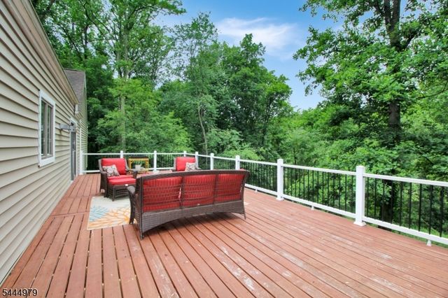 149 N Locust Lake Rd, Hope Twp., NJ 07825