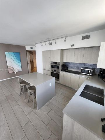4010 S Ocean Drive R1709, Hollywood, FL 33019