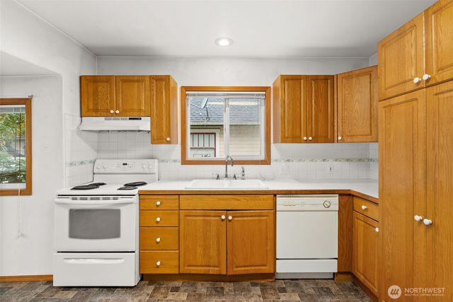 506 E Locust Street, Centralia, WA 98531