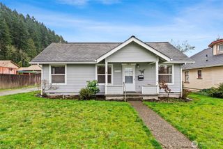 506 E Locust Street, Centralia, WA 98531
