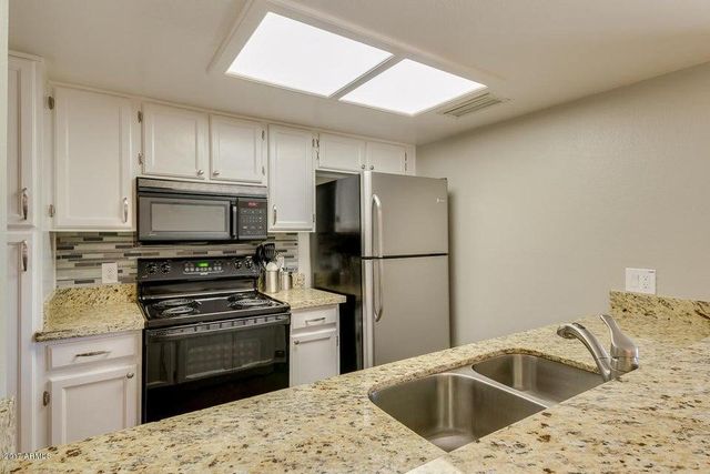 9315 W Morrow Drive, Peoria, AZ 85382