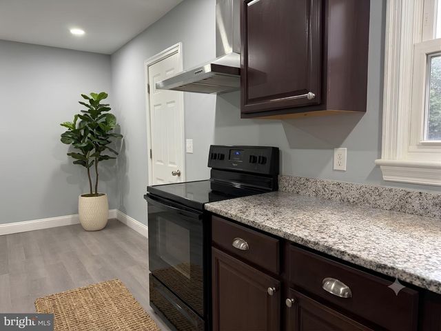 5724 MIDDLETON LN, Temple Hills, MD 20748