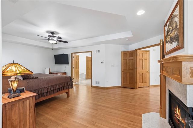 13230 Hidden Valley Drive, Homer Glen, IL 60491