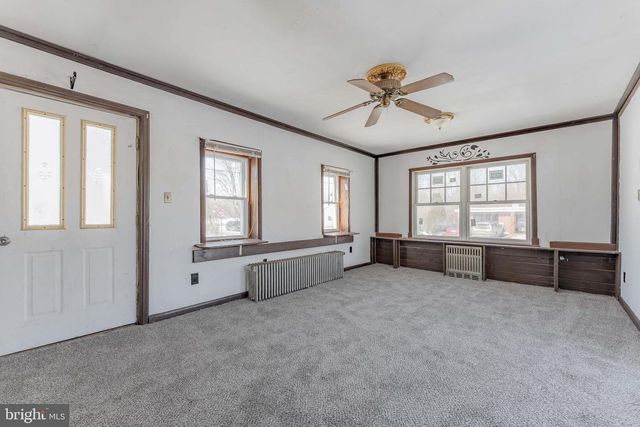 390 MARY ST, Downingtown, PA 19335