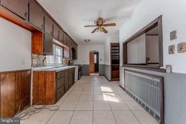 390 MARY ST, Downingtown, PA 19335