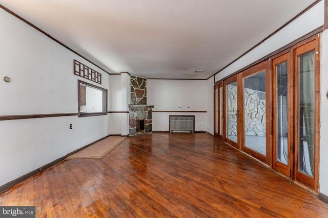 390 MARY ST, Downingtown, PA 19335