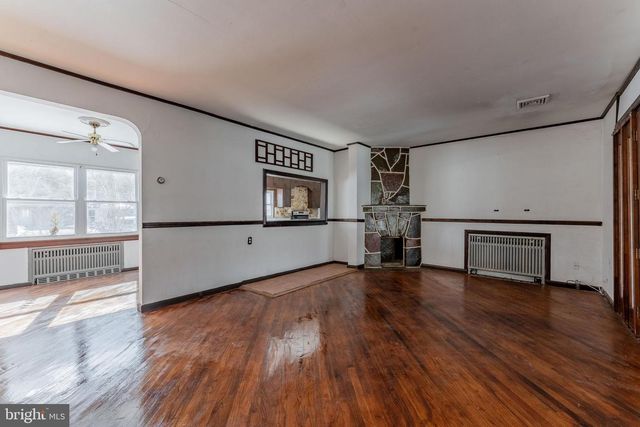 390 MARY ST, Downingtown, PA 19335