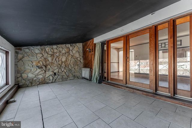 390 MARY ST, Downingtown, PA 19335