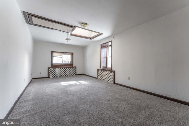 390 MARY ST, Downingtown, PA 19335