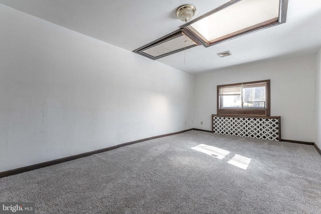 390 MARY ST, Downingtown, PA 19335