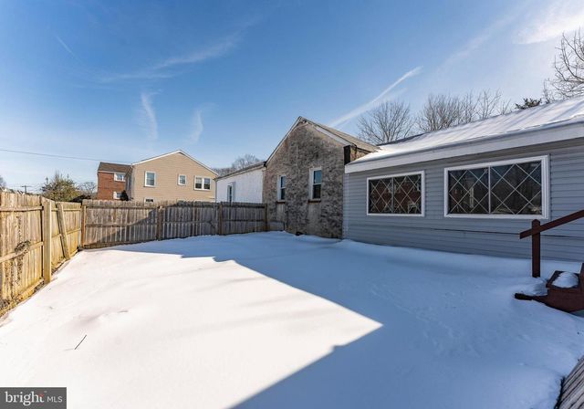 390 MARY ST, Downingtown, PA 19335