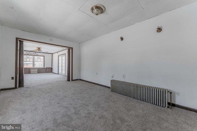 390 MARY ST, Downingtown, PA 19335