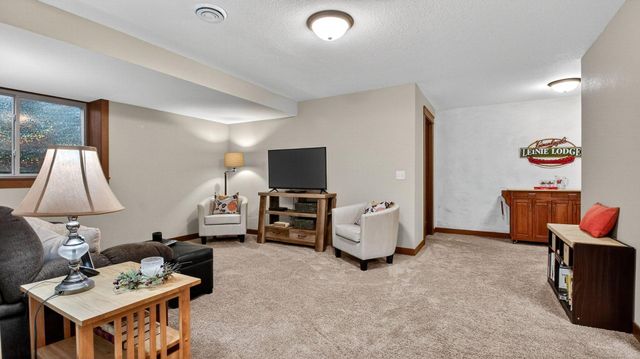 5643 Green Park Drive, Eau Claire, WI 54703