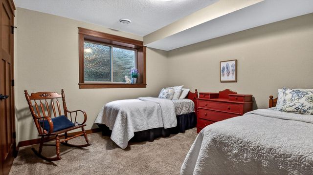 5643 Green Park Drive, Eau Claire, WI 54703