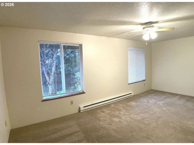 3942 Se MONROE St, Milwaukie, OR 97222