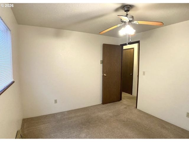 3942 Se MONROE St, Milwaukie, OR 97222
