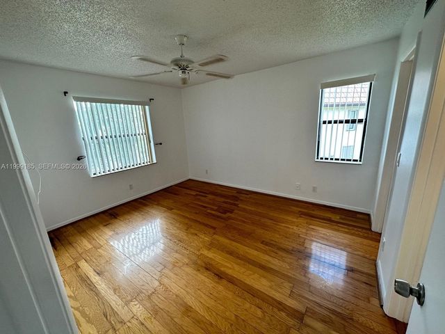 7137 Golf Colony Ct 202, Lake Worth, FL 33467