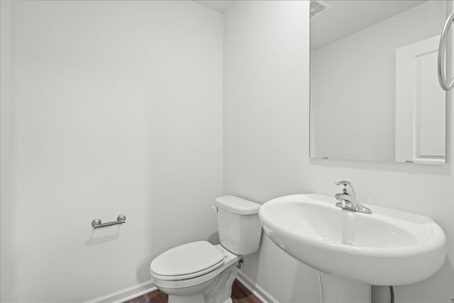 318 Basin Court, St. Charles, IL 60174