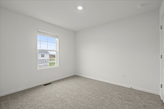 318 Basin Court, St. Charles, IL 60174