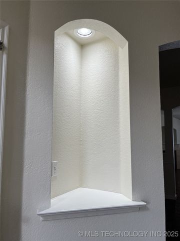 11899 S 269th East Avenue, Coweta, OK 74429