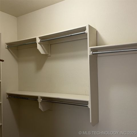 11899 S 269th East Avenue, Coweta, OK 74429