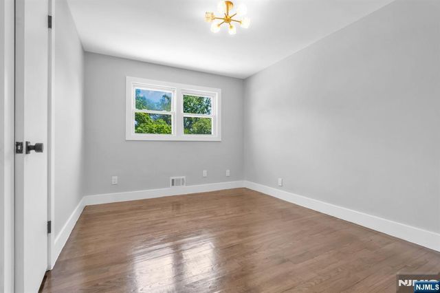 1307 Stockton Street, Rahway, NJ 07065