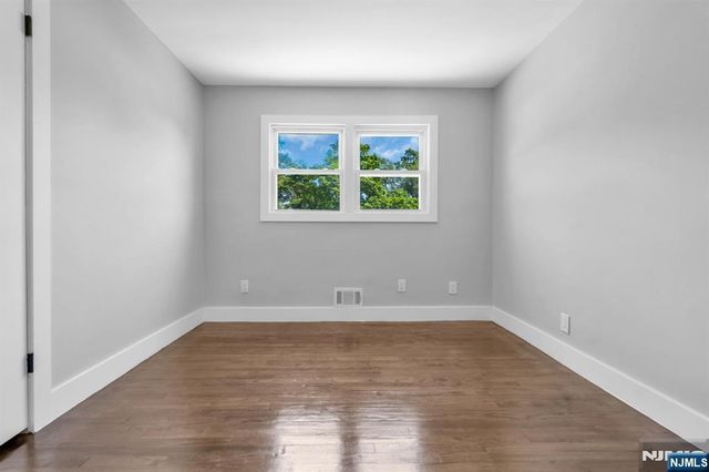 1307 Stockton Street, Rahway, NJ 07065