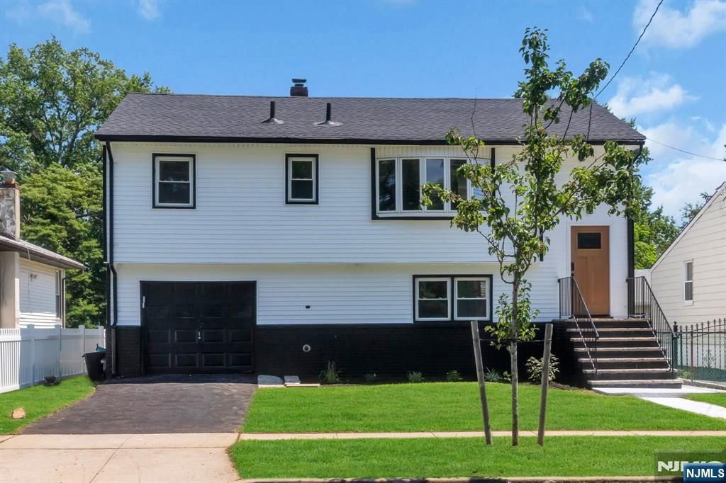 1307 Stockton Street, Rahway, NJ 07065